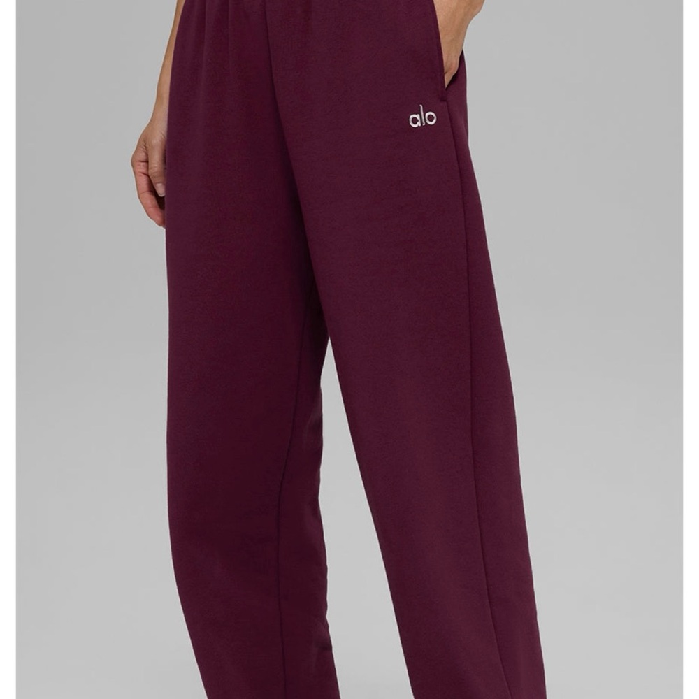 ALO Yoga Burgundy Sweatpants